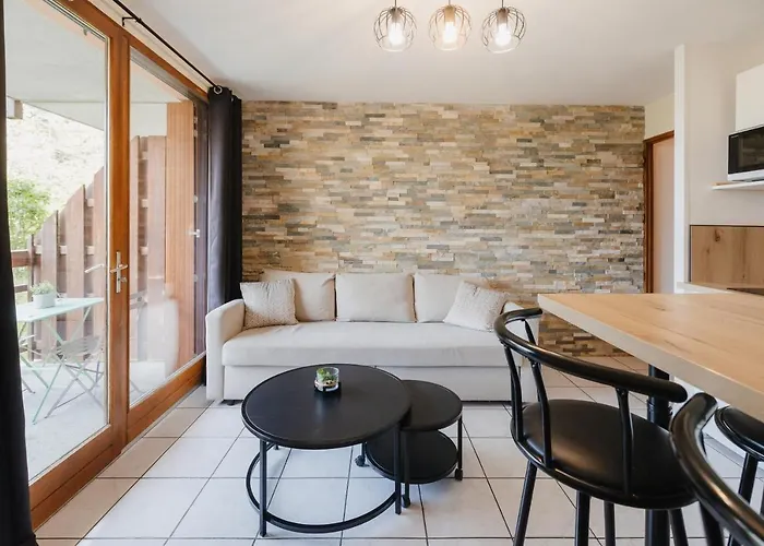 Bel Appartement 6 Couchages Au Plan D\'Eau D\'Embrun